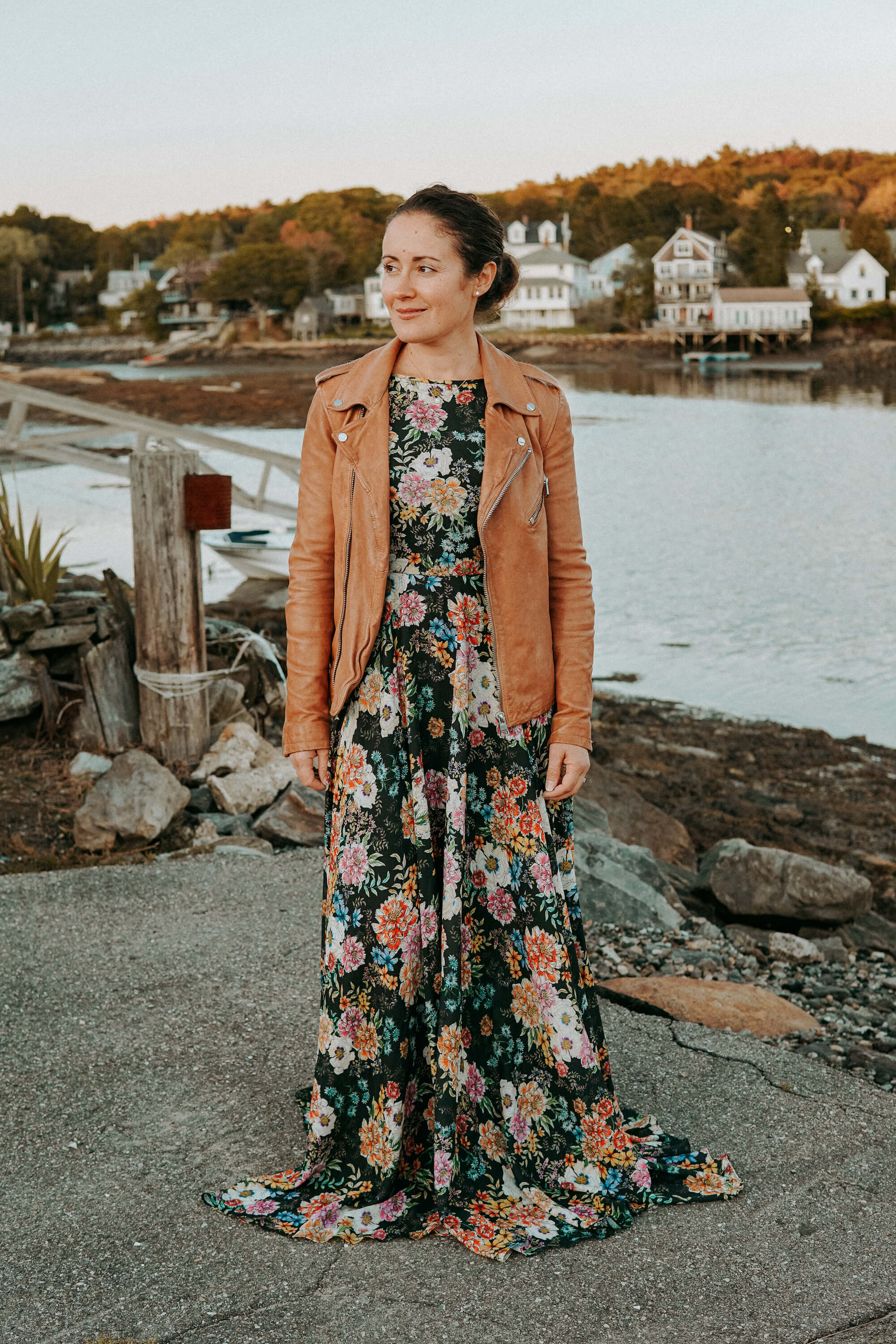 Dark Florals for Fall Boothbay Harbor Maine by Modnitsa Styling